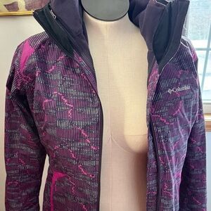 New women's Columbia large winter jacket